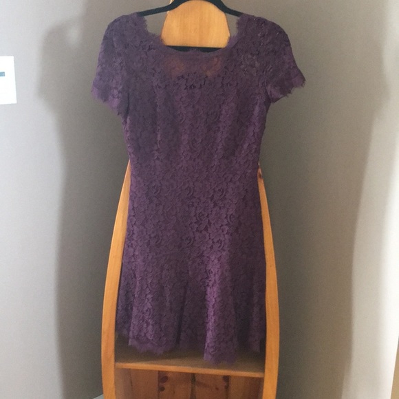 Diane Von Furstenberg Dresses & Skirts - Diane Von Furstenberg Burgundy Dress